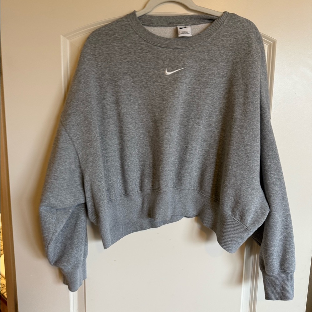 Nike Phoenix Crop Grey Size M